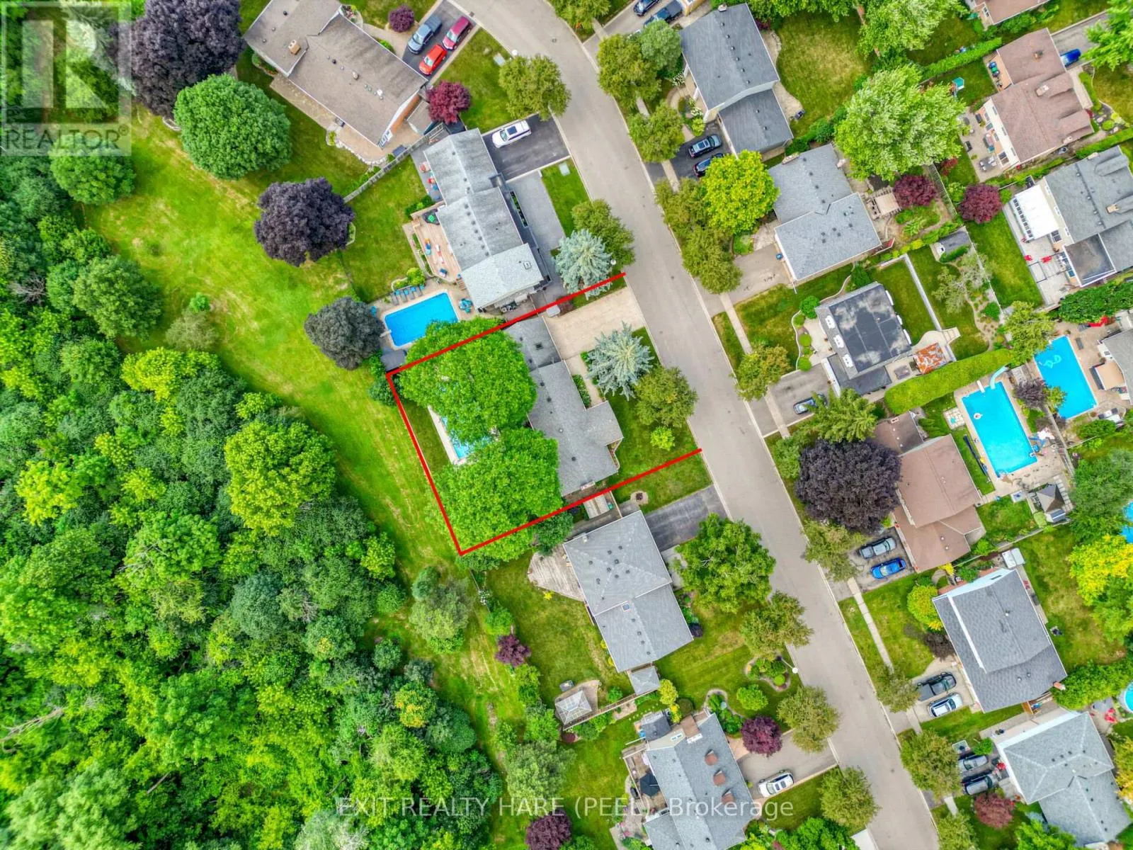 35 RIDGEHILL DRIVE