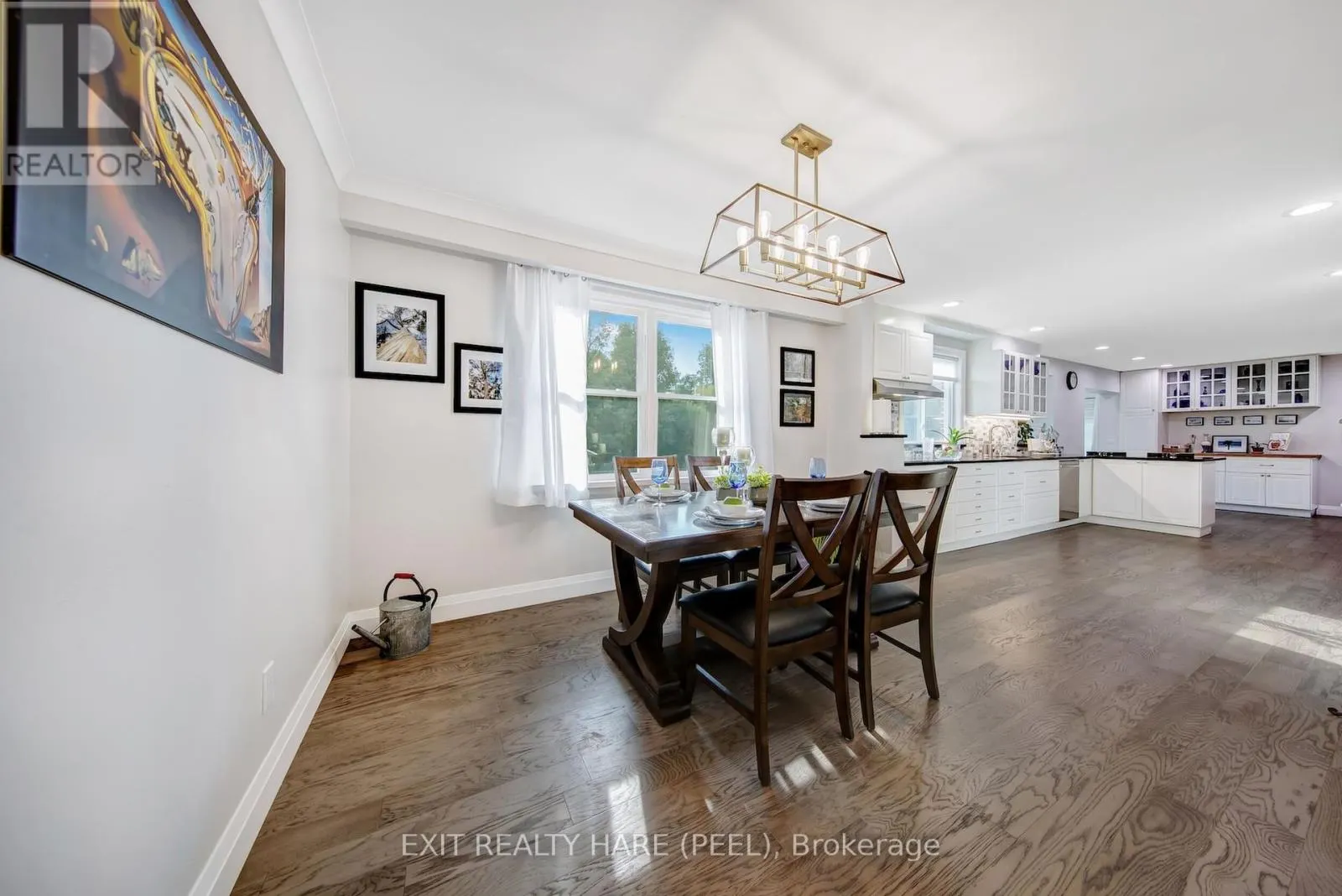 35 RIDGEHILL DRIVE