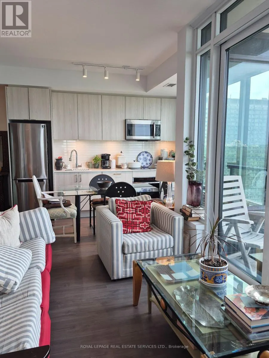 2302 - 1926 LAKE SHORE BOULEVARD W
