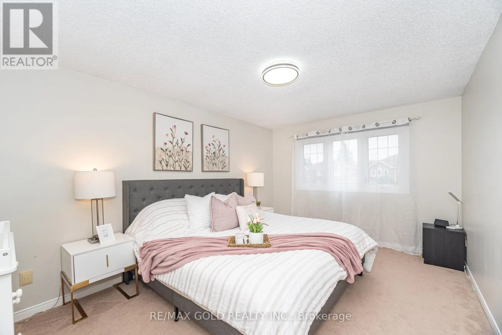 26 FLEMINGTON DRIVE