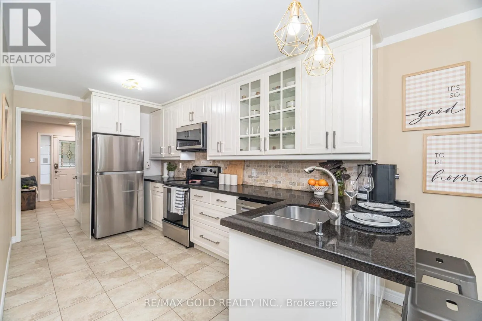 26 FLEMINGTON DRIVE