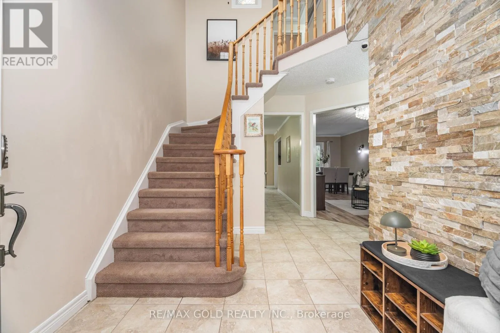 26 FLEMINGTON DRIVE