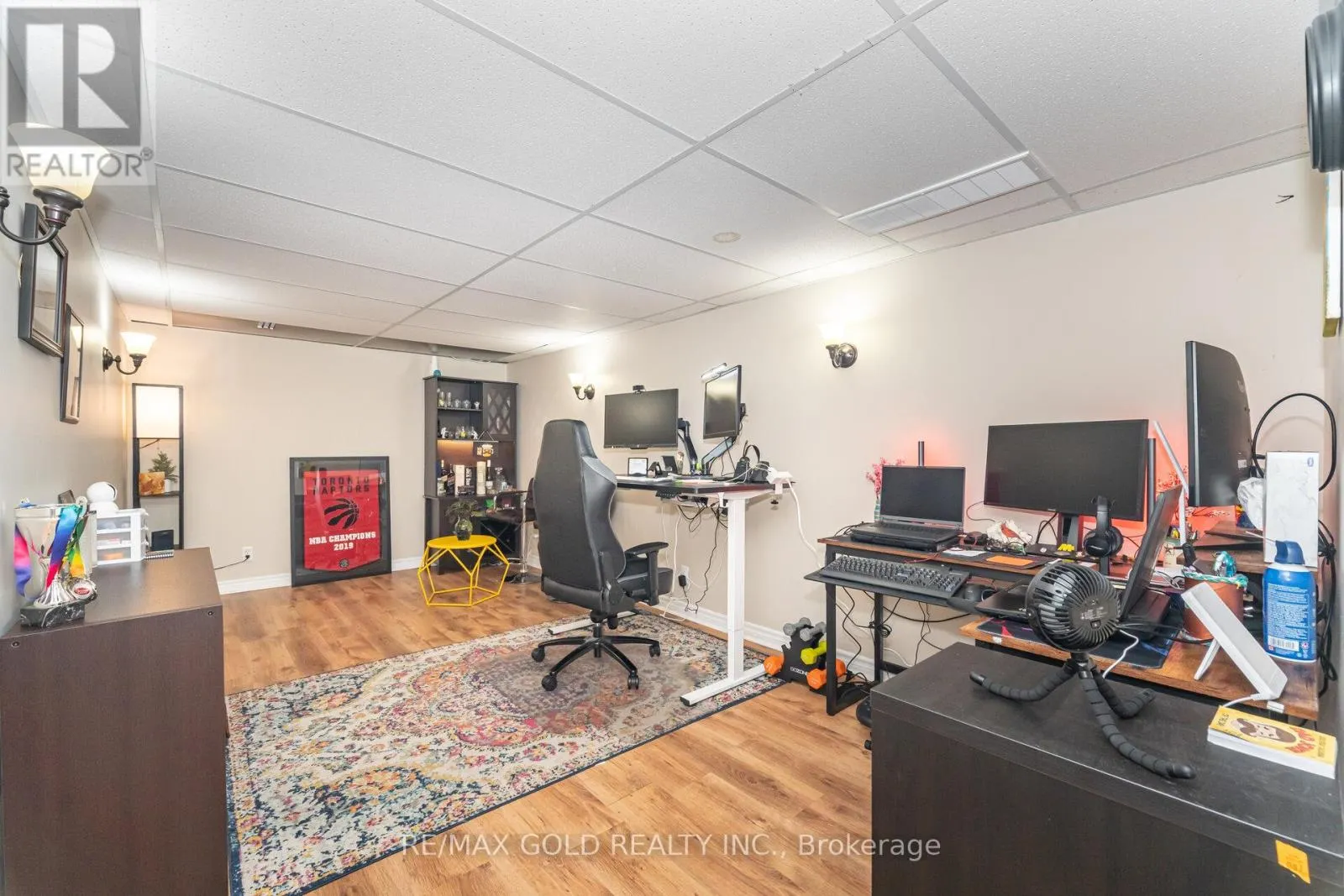 26 FLEMINGTON DRIVE