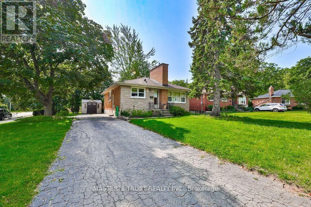 LOWER - 1390 MOUNTAIN GROVE AVENUE