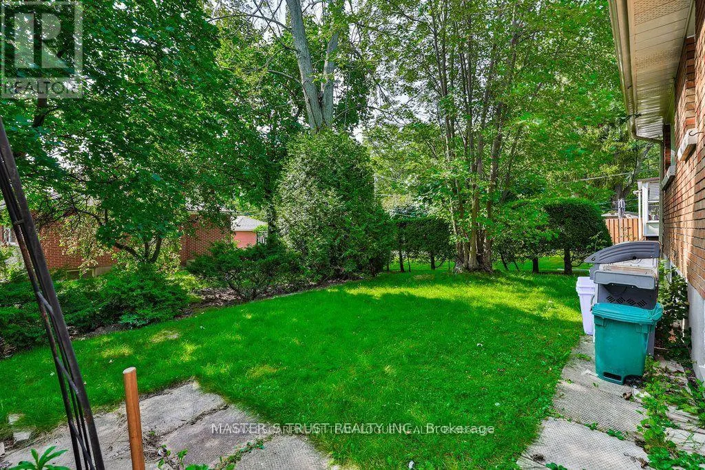 LOWER - 1390 MOUNTAIN GROVE AVENUE
