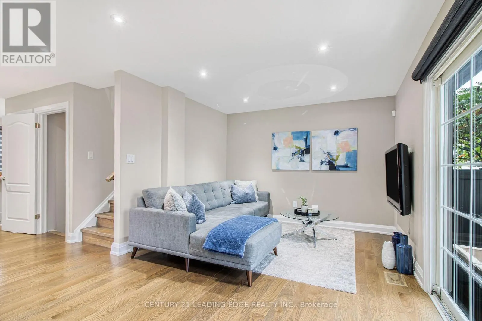 24 - 120 FALCONER DRIVE