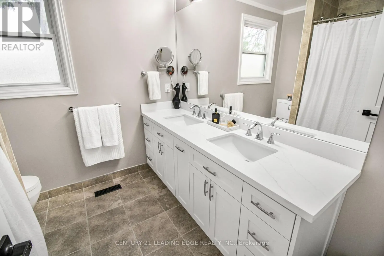 24 - 120 FALCONER DRIVE