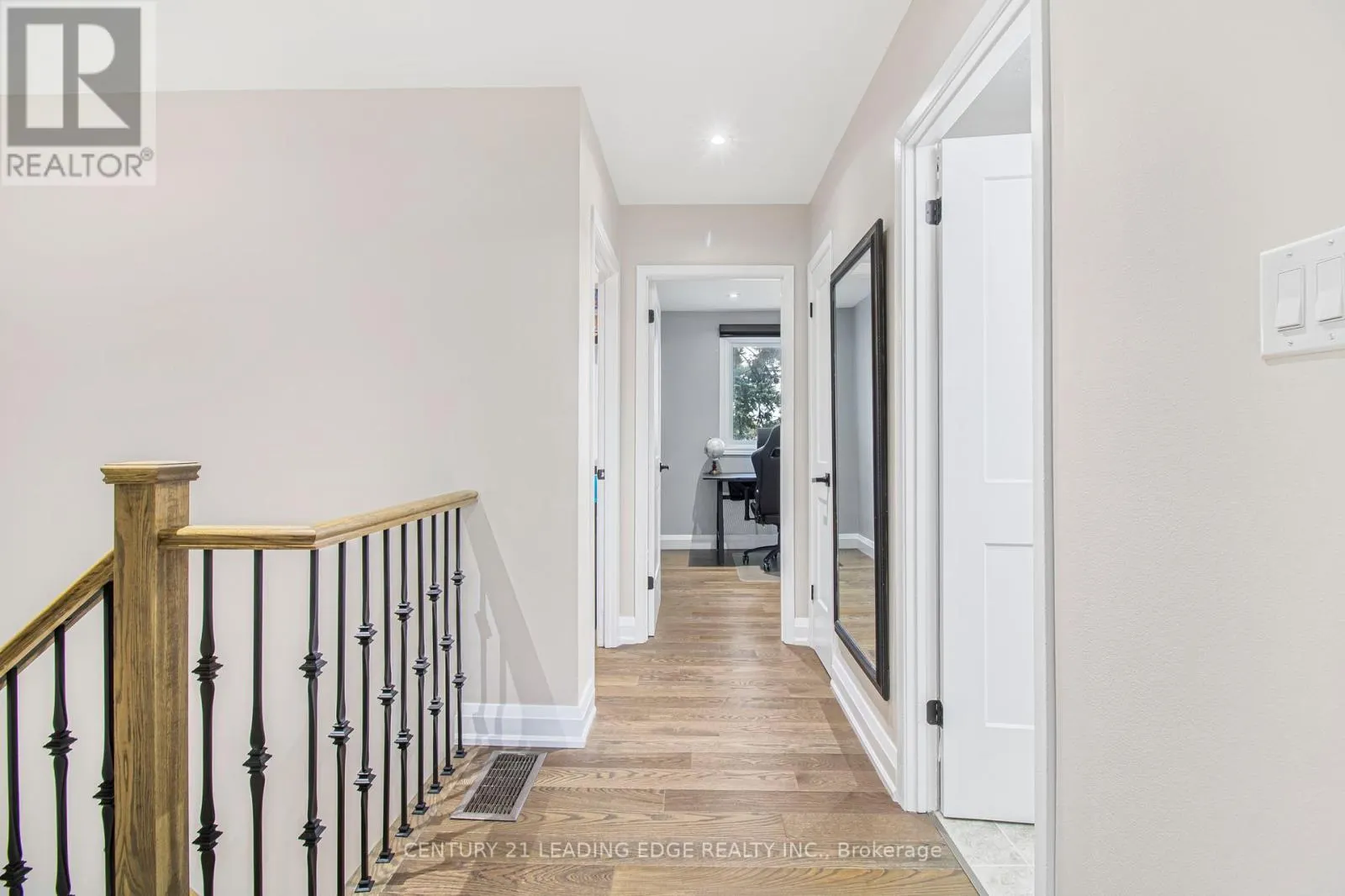 24 - 120 FALCONER DRIVE