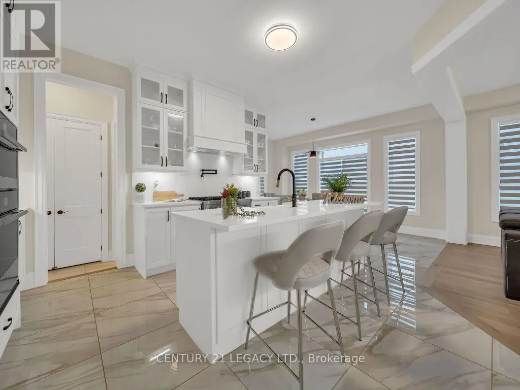 23 DUXBURY ROAD N