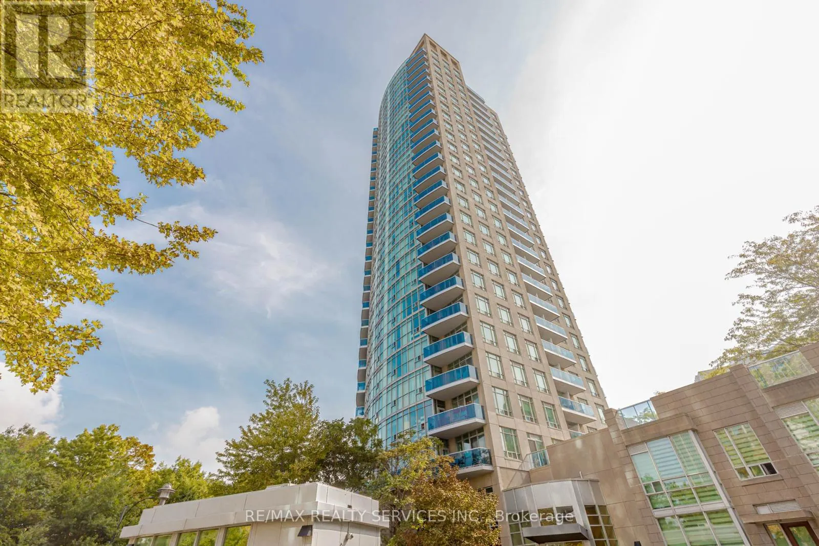 1203 - 90 ABSOLUTE AVENUE