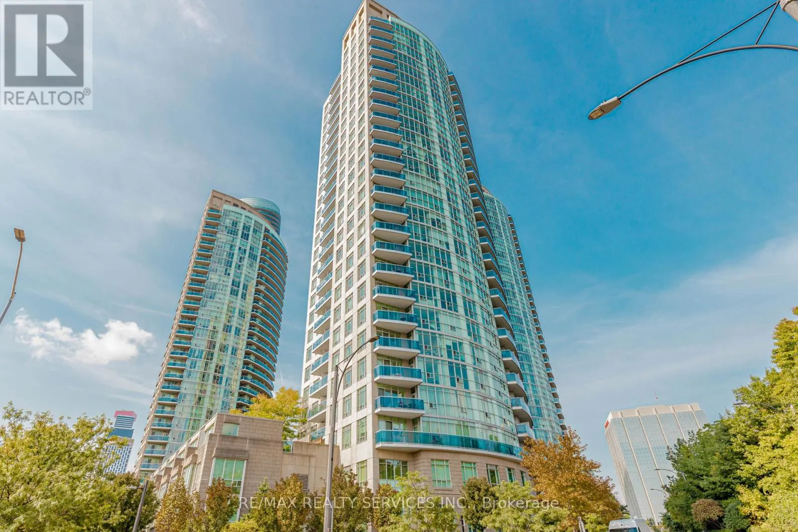1203 - 90 ABSOLUTE AVENUE
