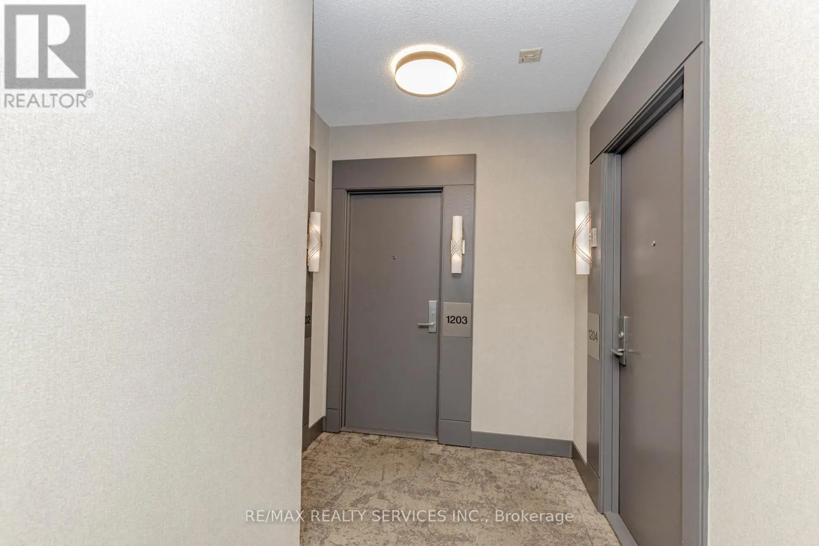 1203 - 90 ABSOLUTE AVENUE