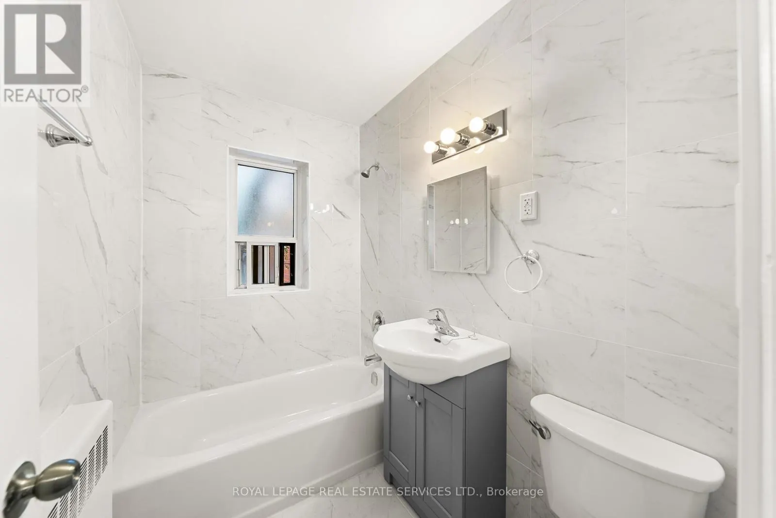 110 - 308 THE KINGSWAY WAY
