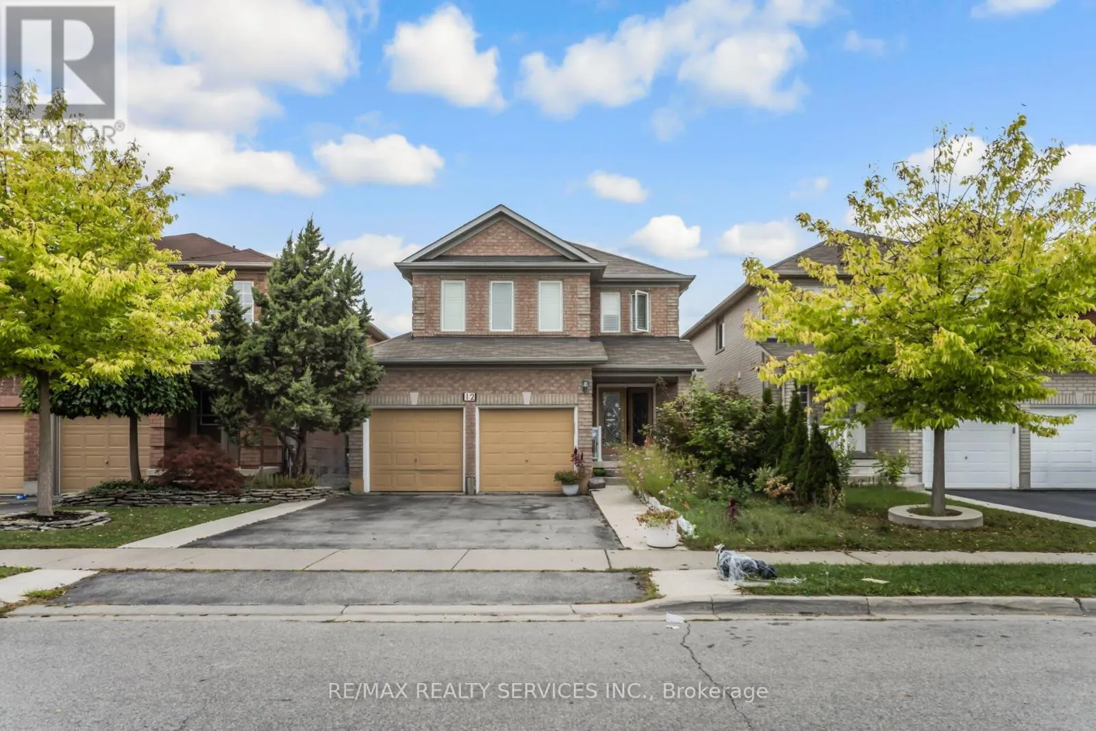 12 ROADMASTER LANE