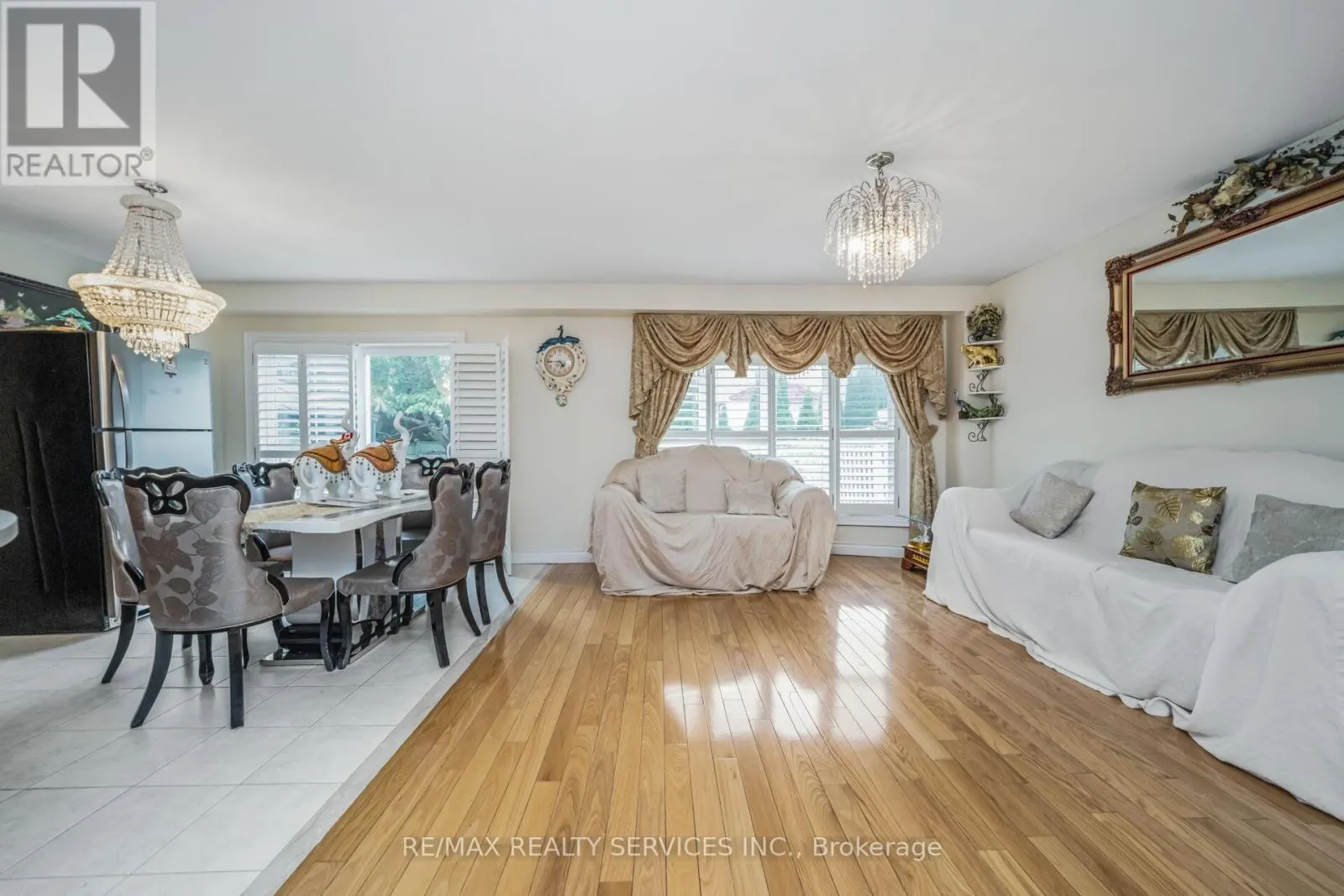 12 ROADMASTER LANE