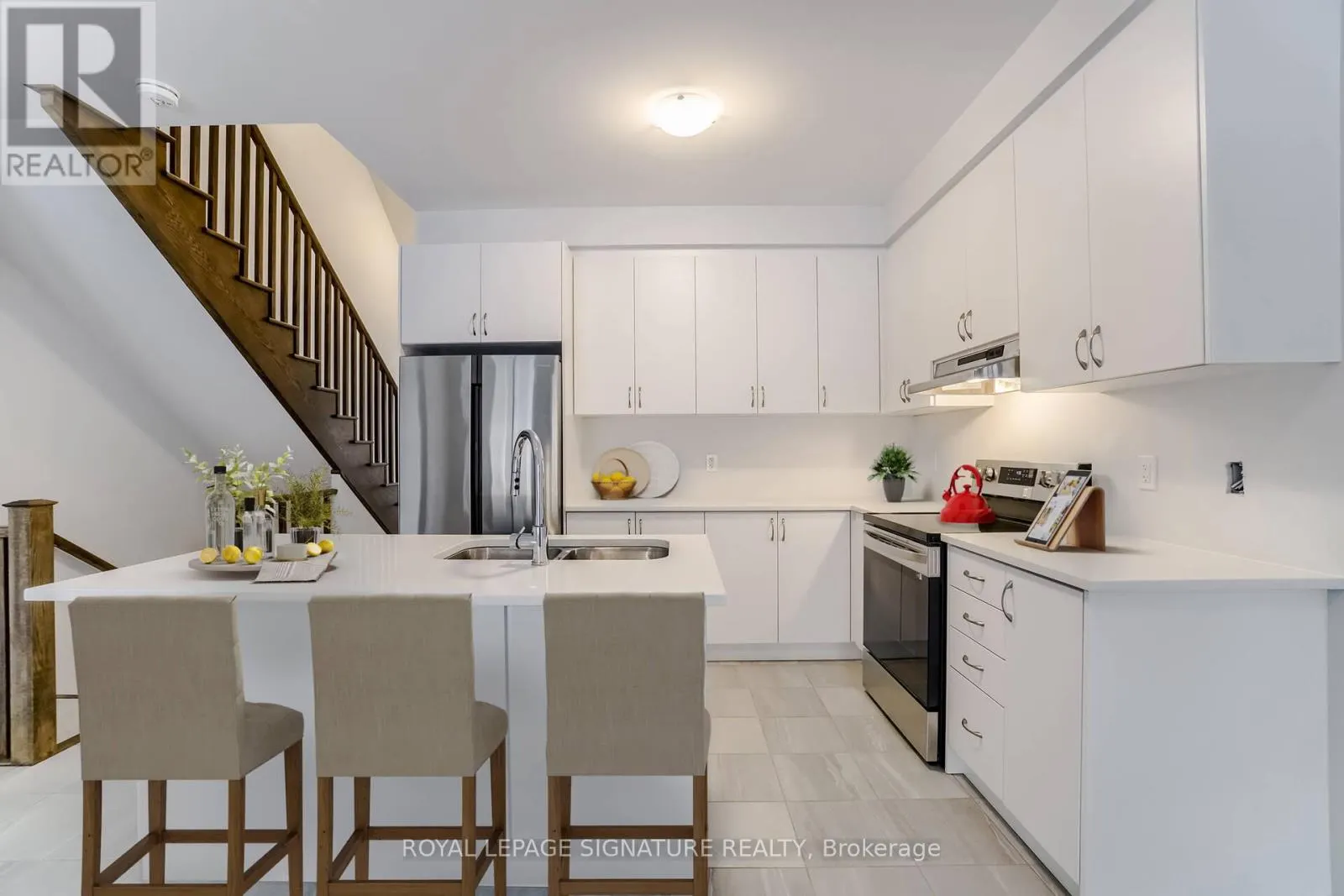 41 OVERLEA DRIVE