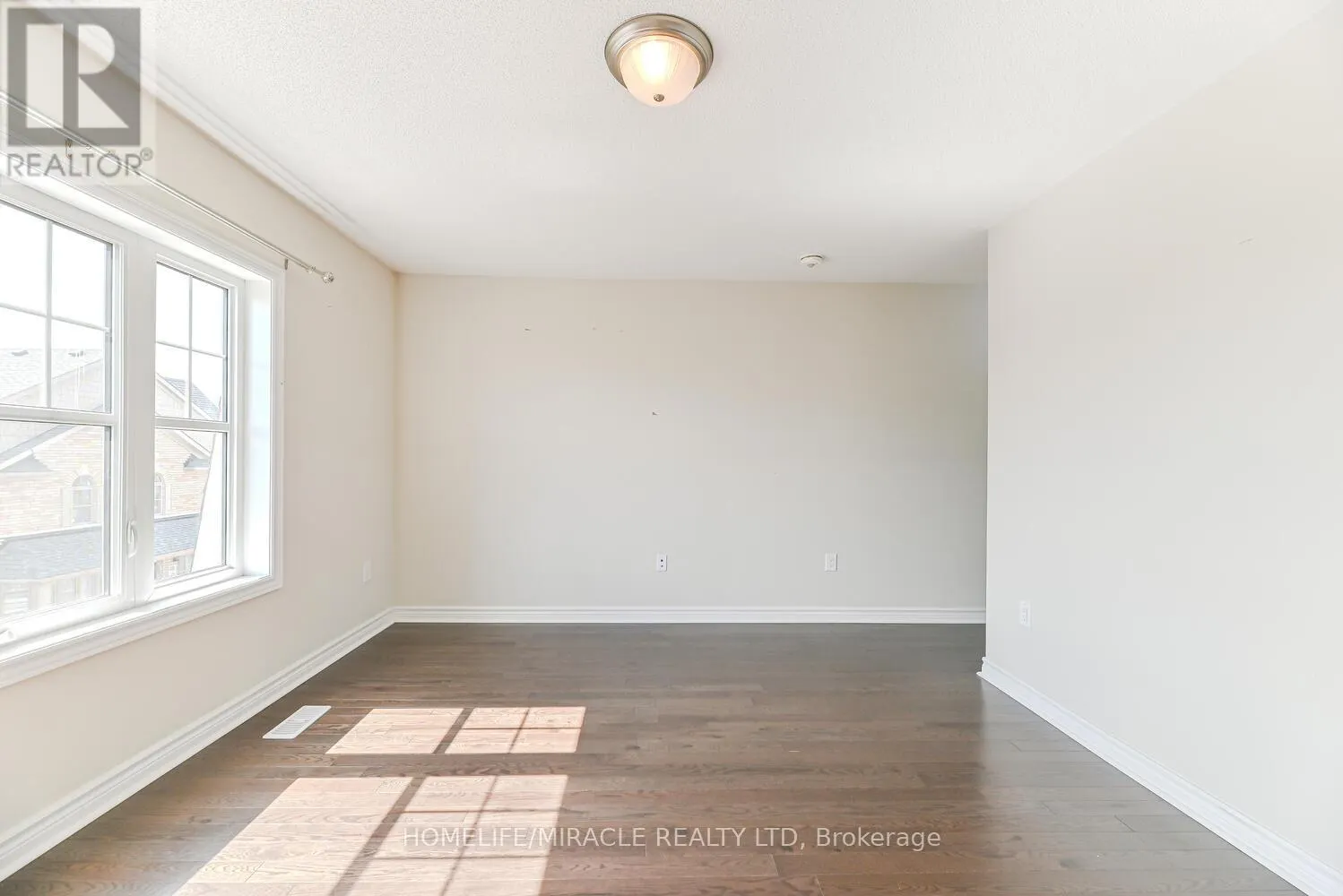 35 FINEGAN CIRCLE