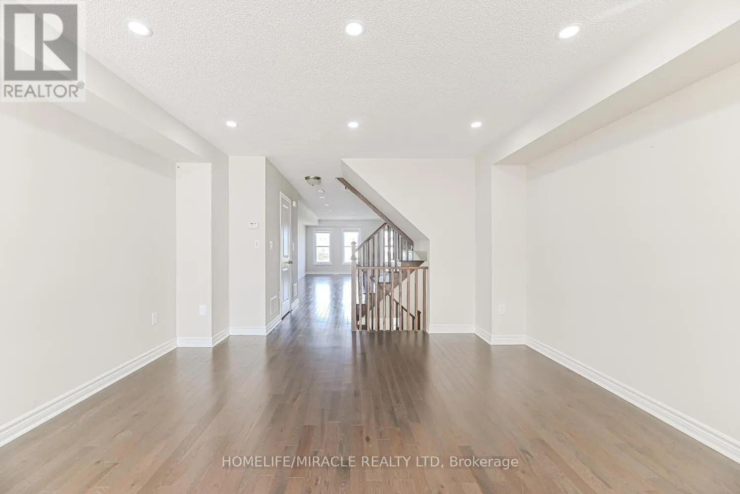 35 FINEGAN CIRCLE