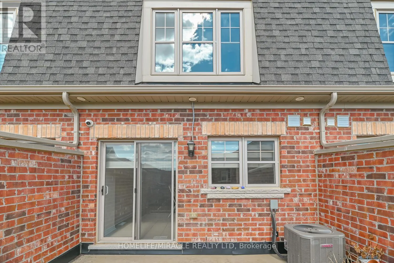 35 FINEGAN CIRCLE