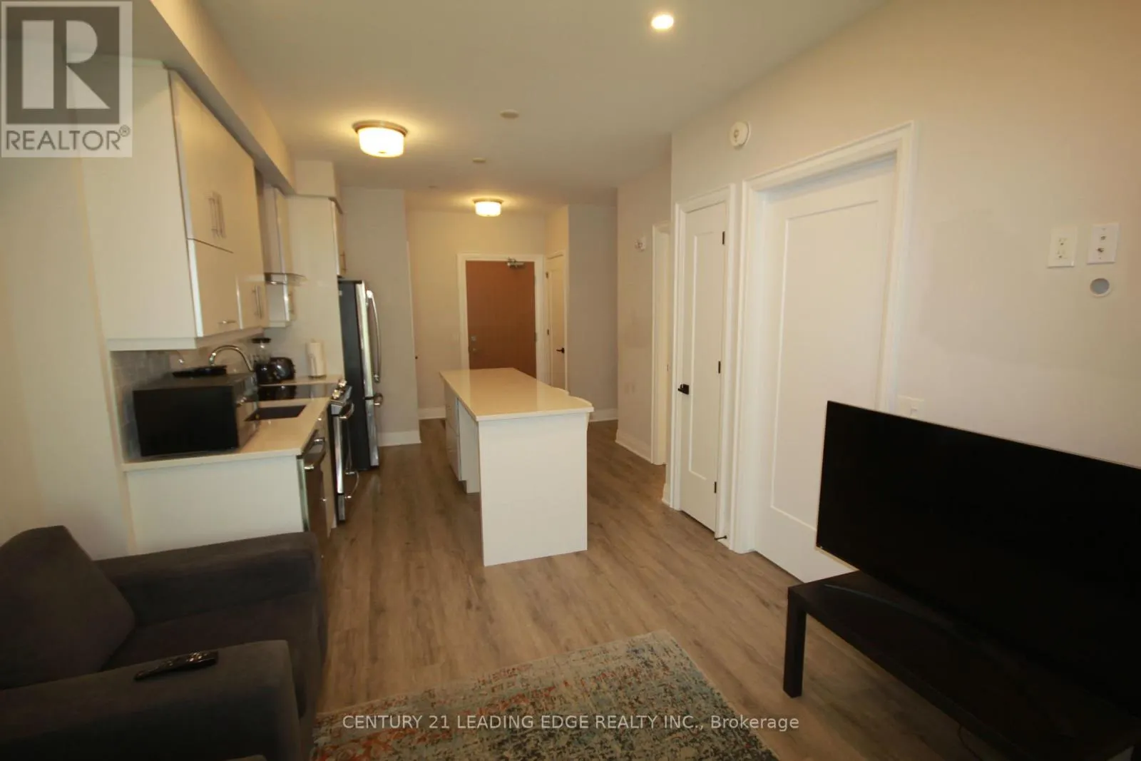 128 GROVEWOOD COMMON