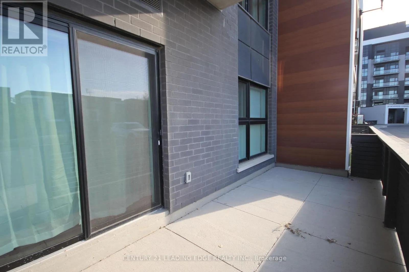 128 GROVEWOOD COMMON
