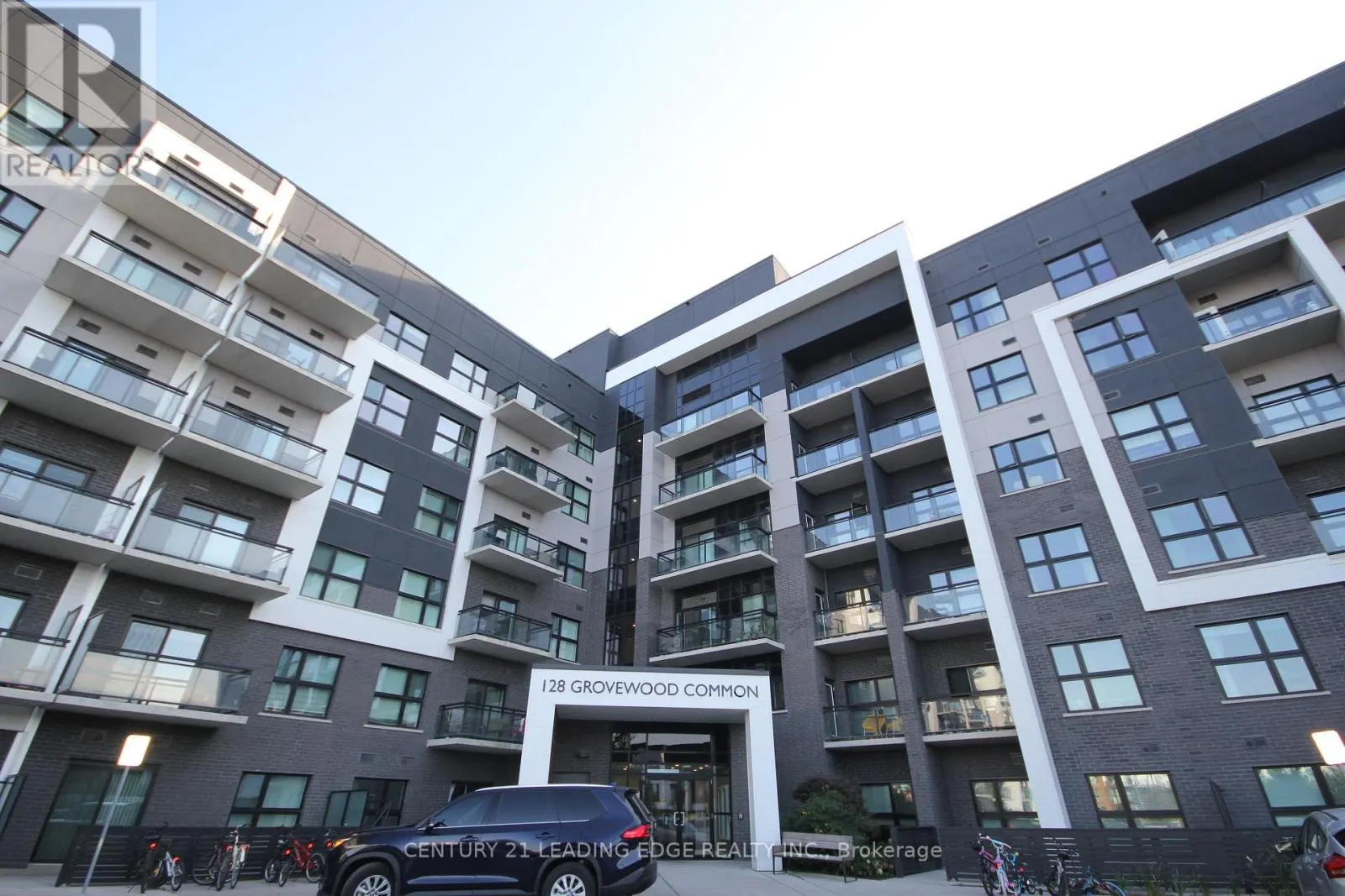 128 GROVEWOOD COMMON