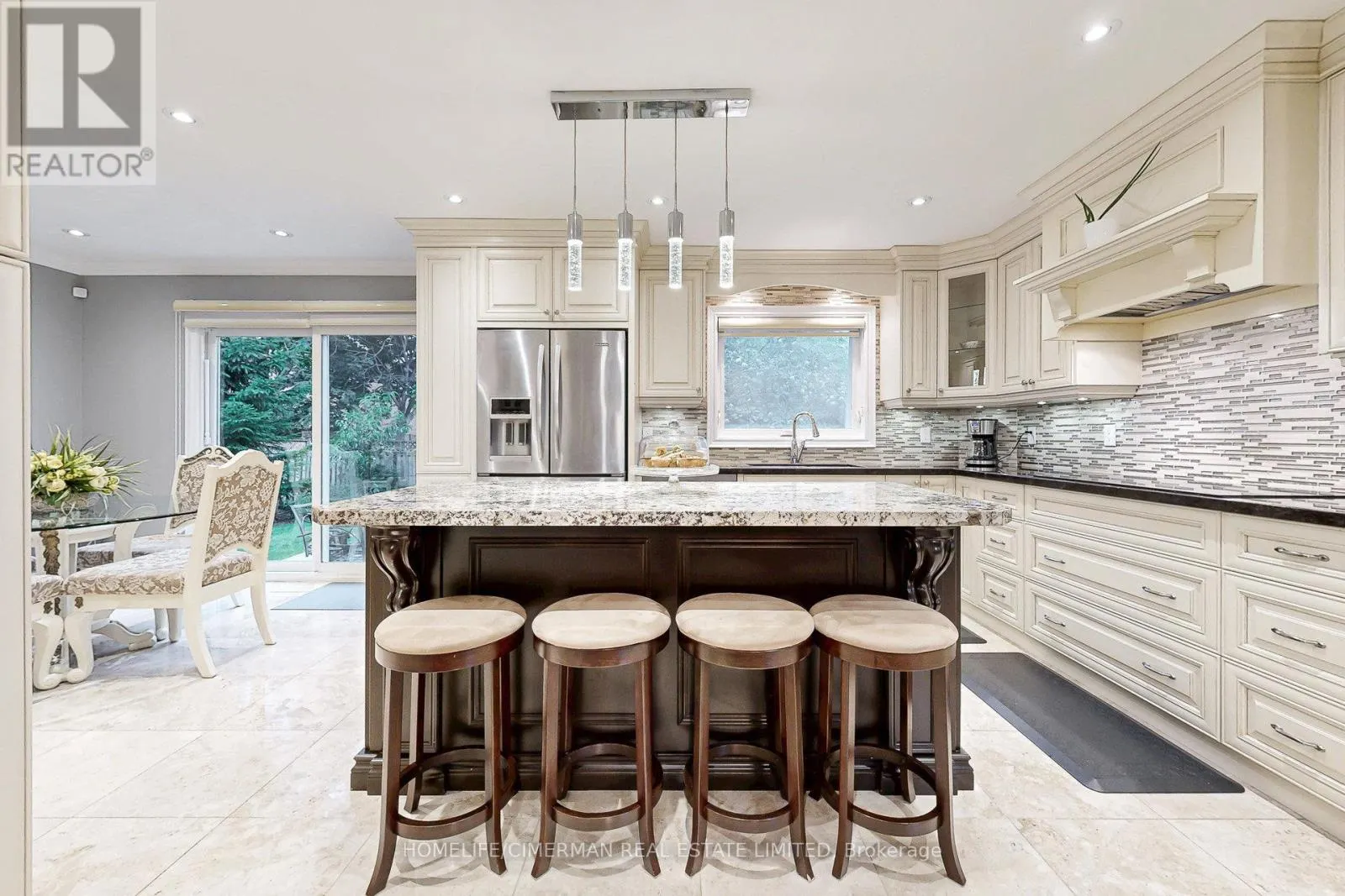 937 STARGAZER DRIVE