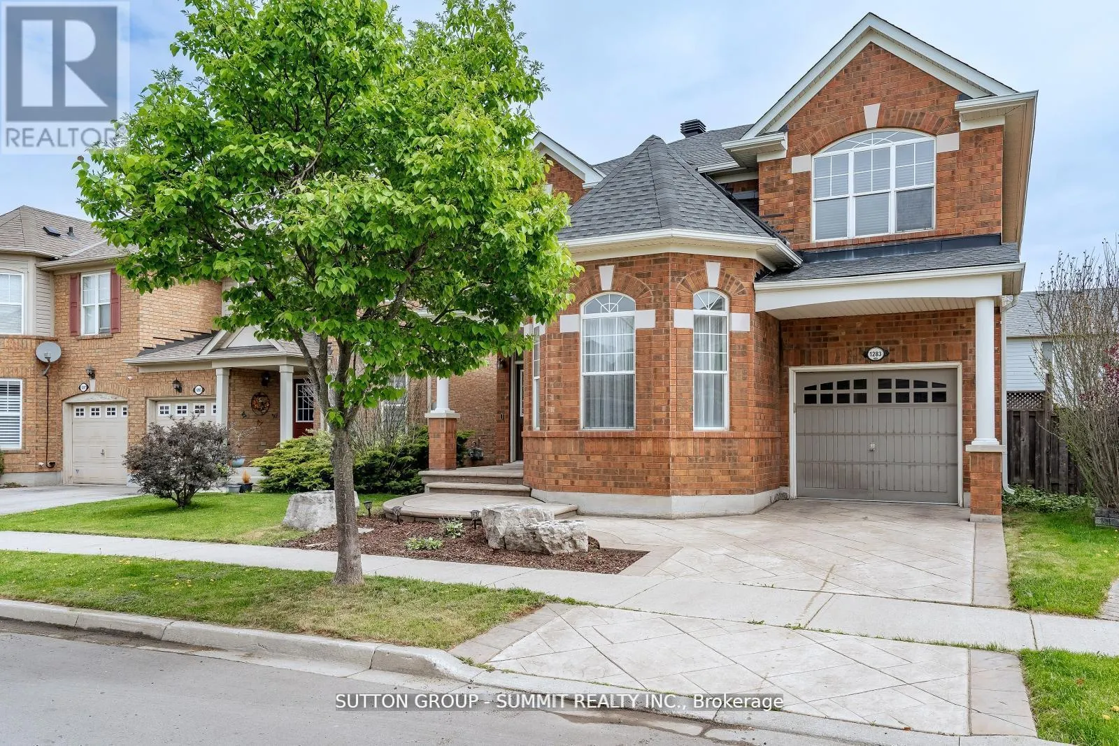1283 ROBSON CRESCENT