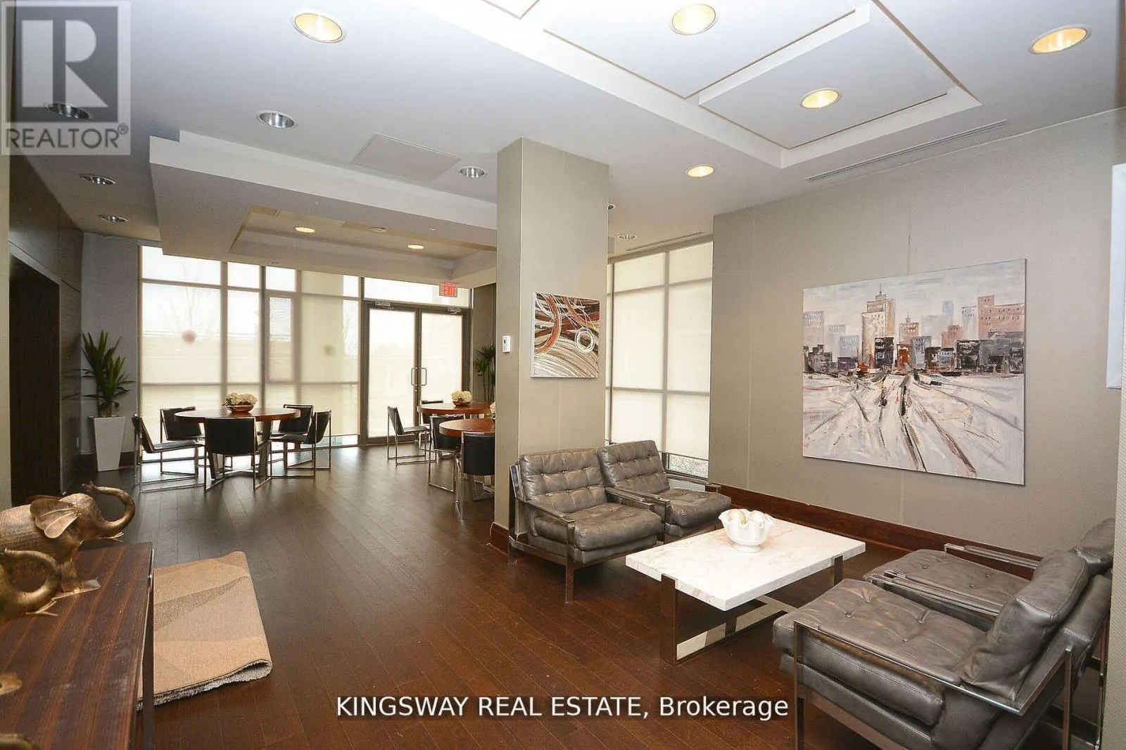 217 - 349 RATHBURN ROAD W