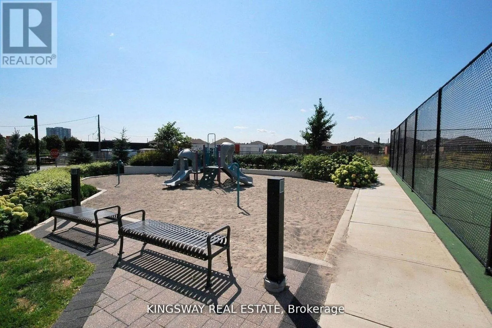 217 - 349 RATHBURN ROAD W