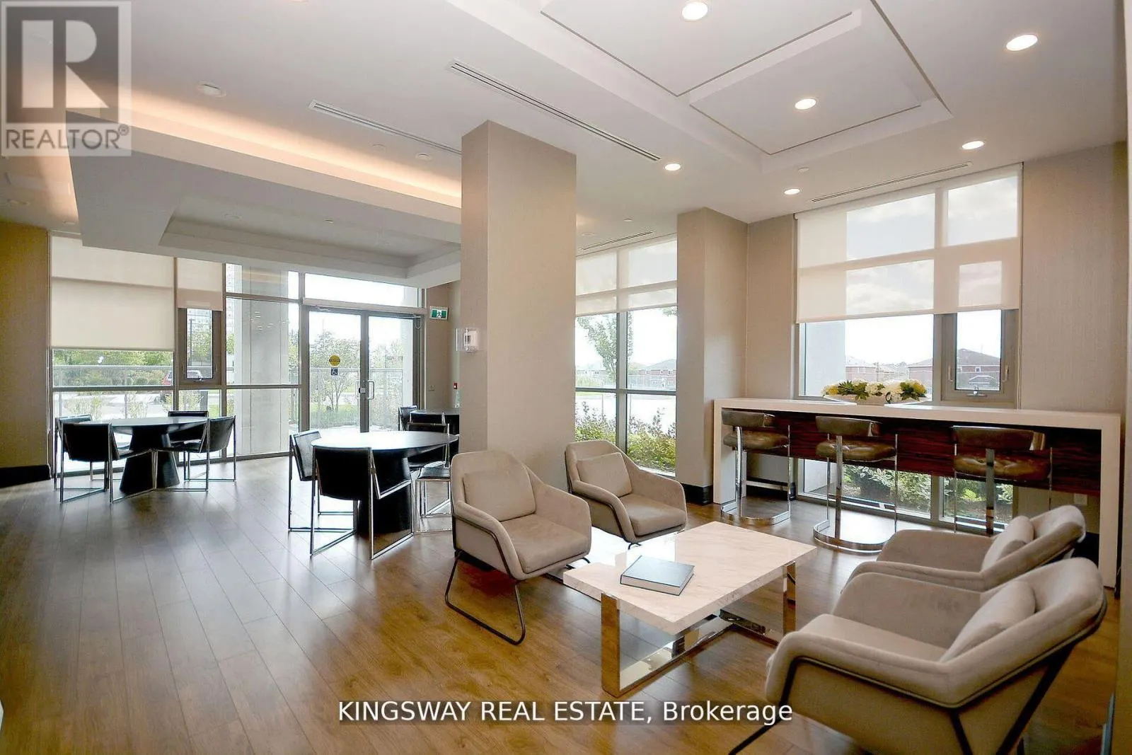 217 - 349 RATHBURN ROAD W