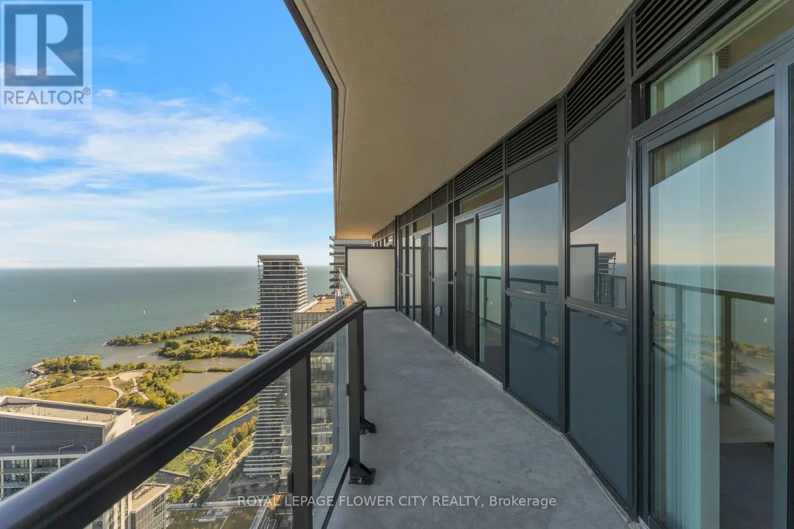 PH404 - 38 ANNIE CRAIG DRIVE
