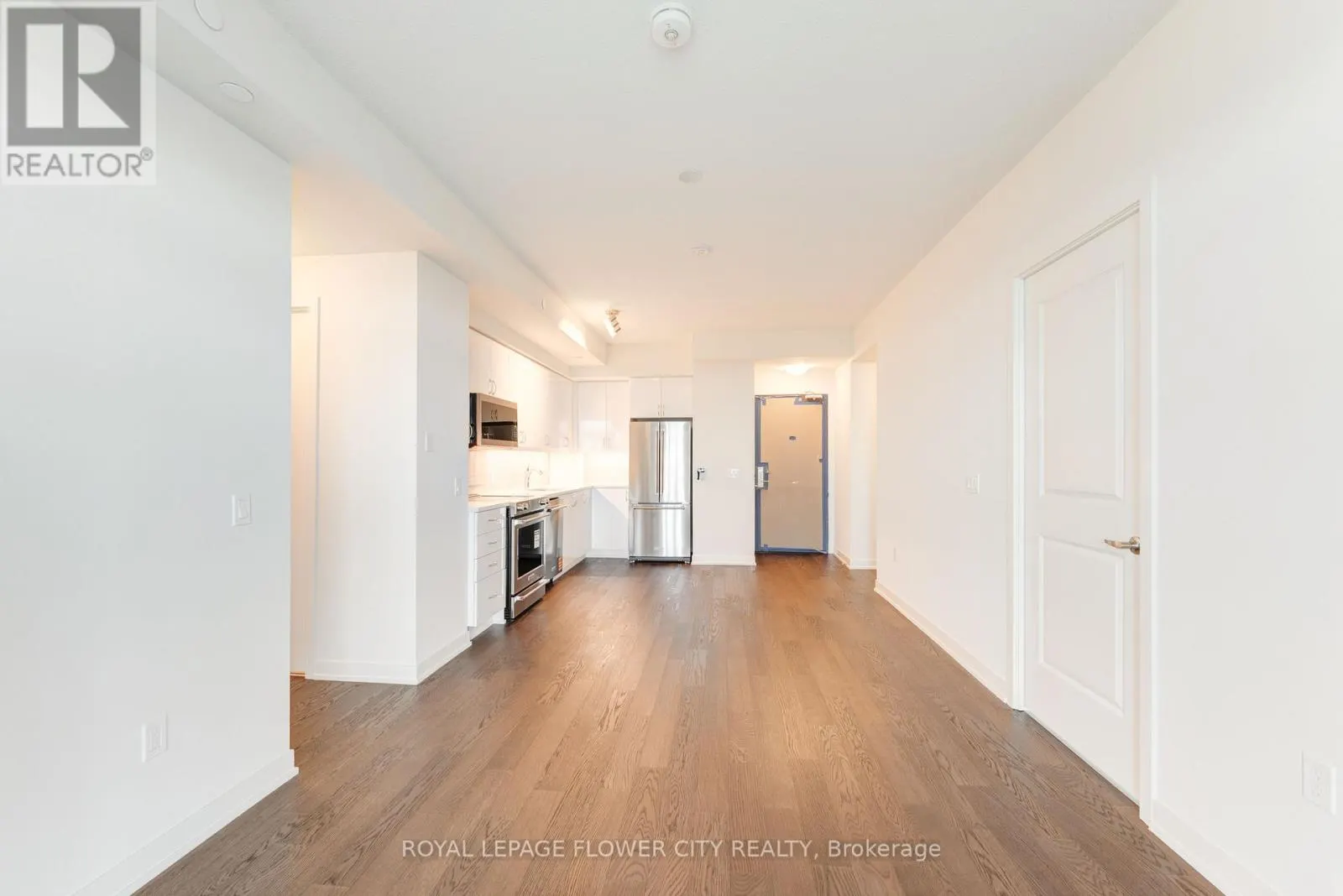 PH404 - 38 ANNIE CRAIG DRIVE