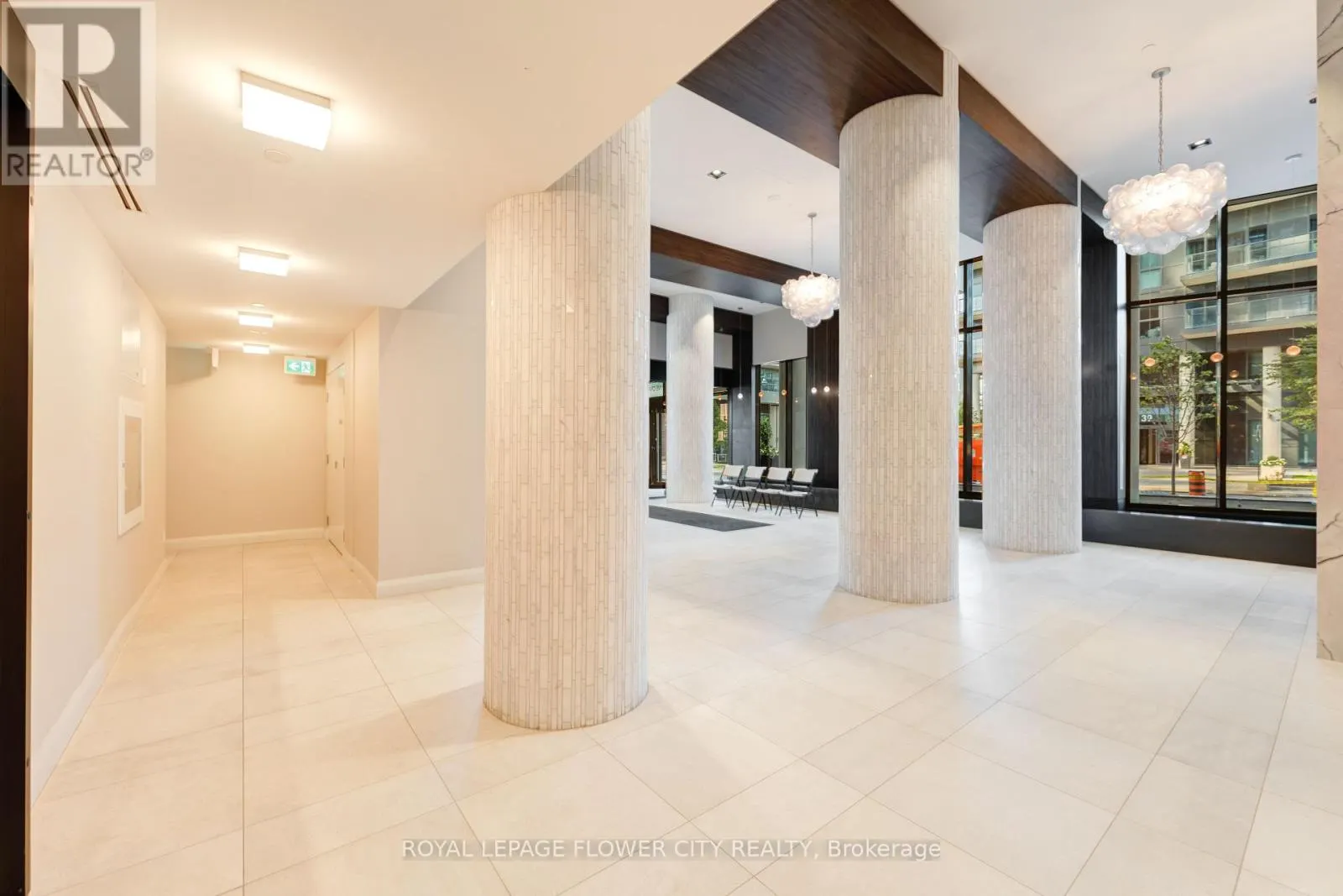 PH404 - 38 ANNIE CRAIG DRIVE