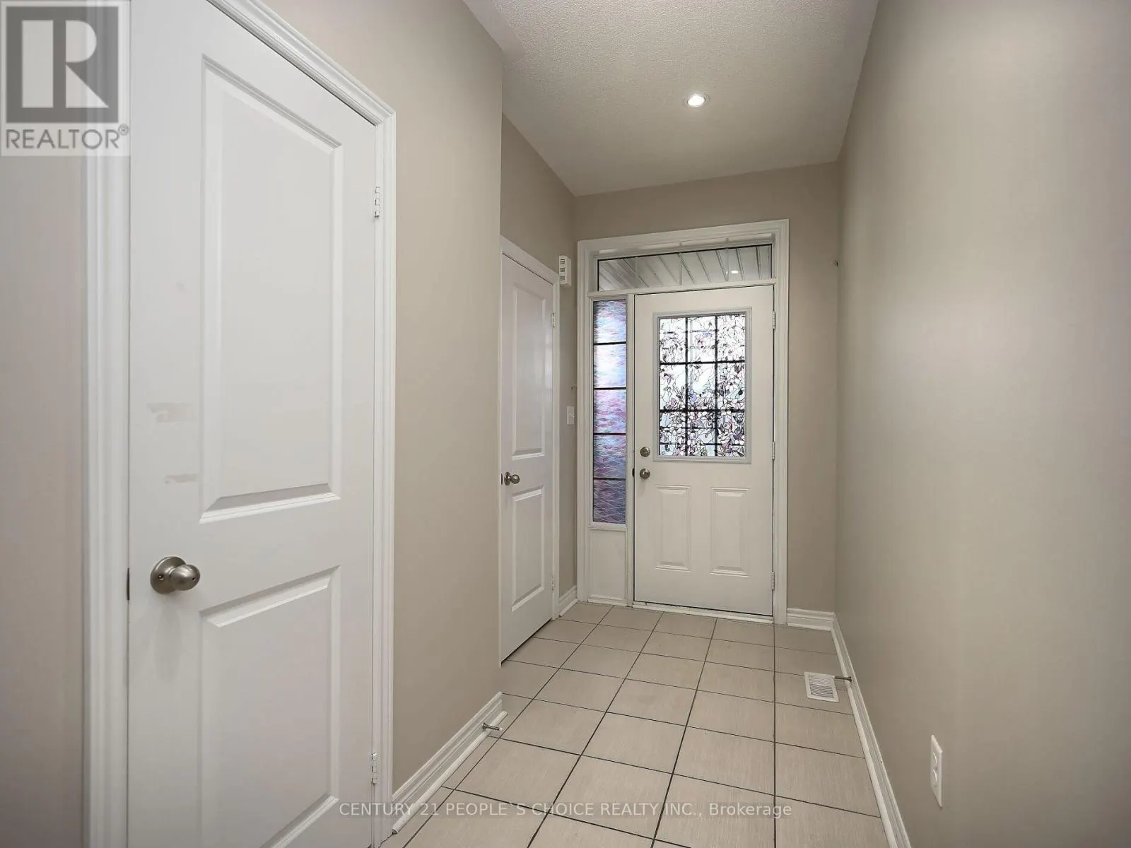 39 PEARMAN CRESCENT