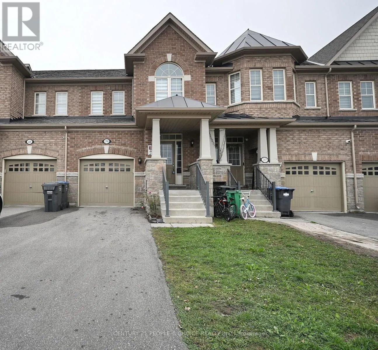 39 PEARMAN CRESCENT