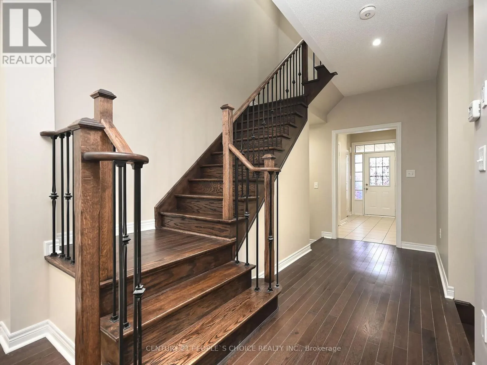 39 PEARMAN CRESCENT