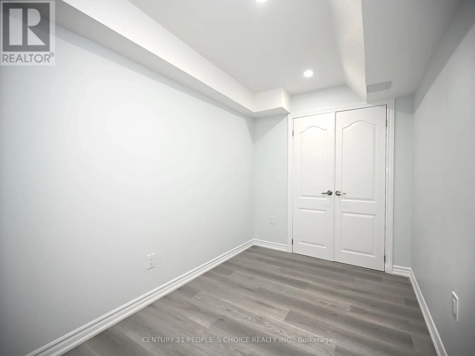 39 PEARMAN CRESCENT