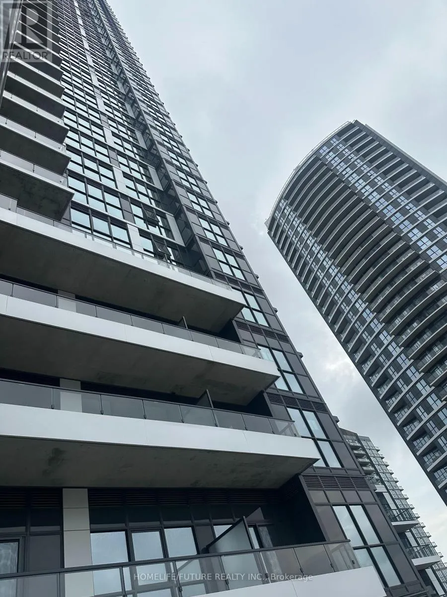 315 - 15 WATERGARDEN DRIVE