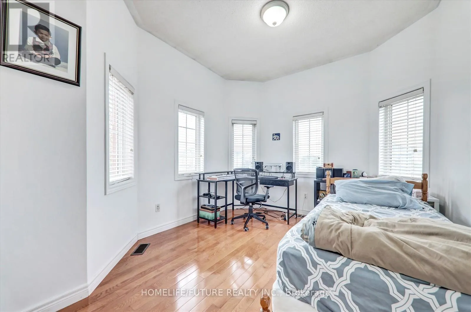 2 TOVEY TERRACE