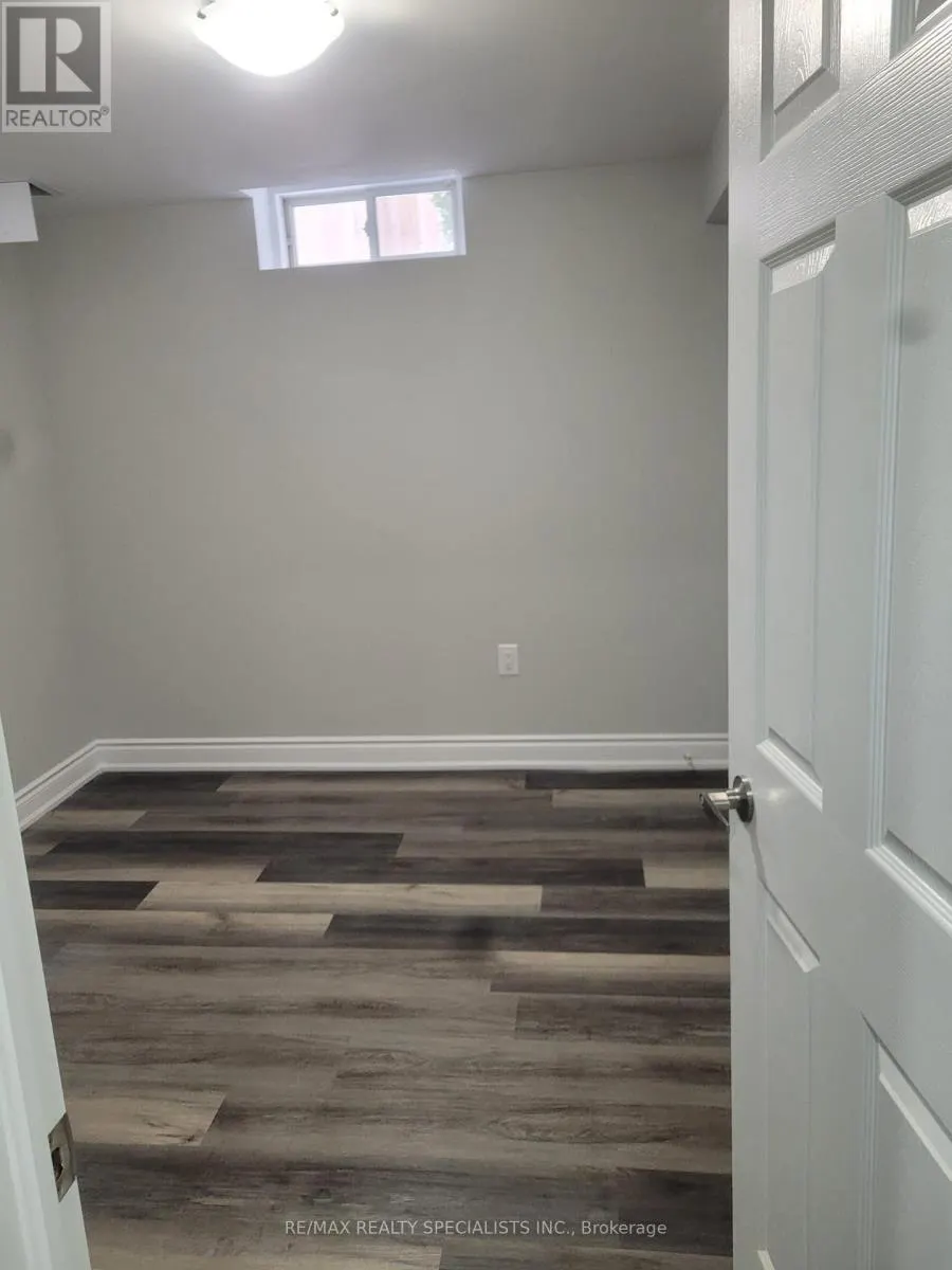 22 FURROWS END