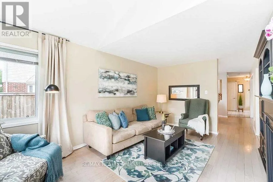 22 FURROWS END