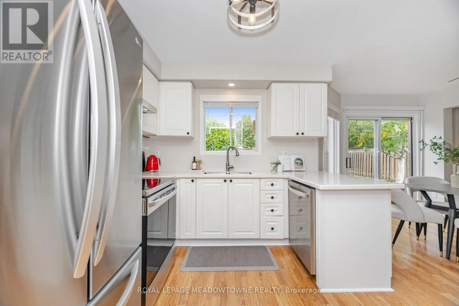 33 HARROP AVENUE