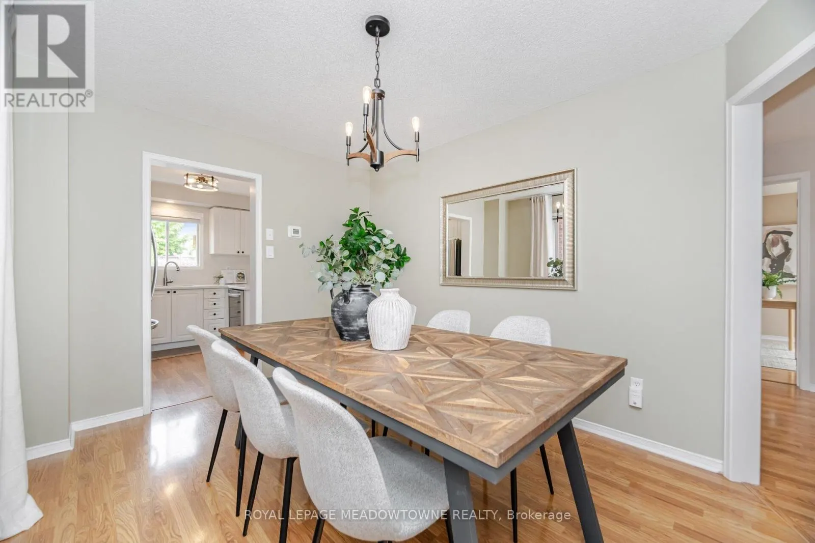33 HARROP AVENUE