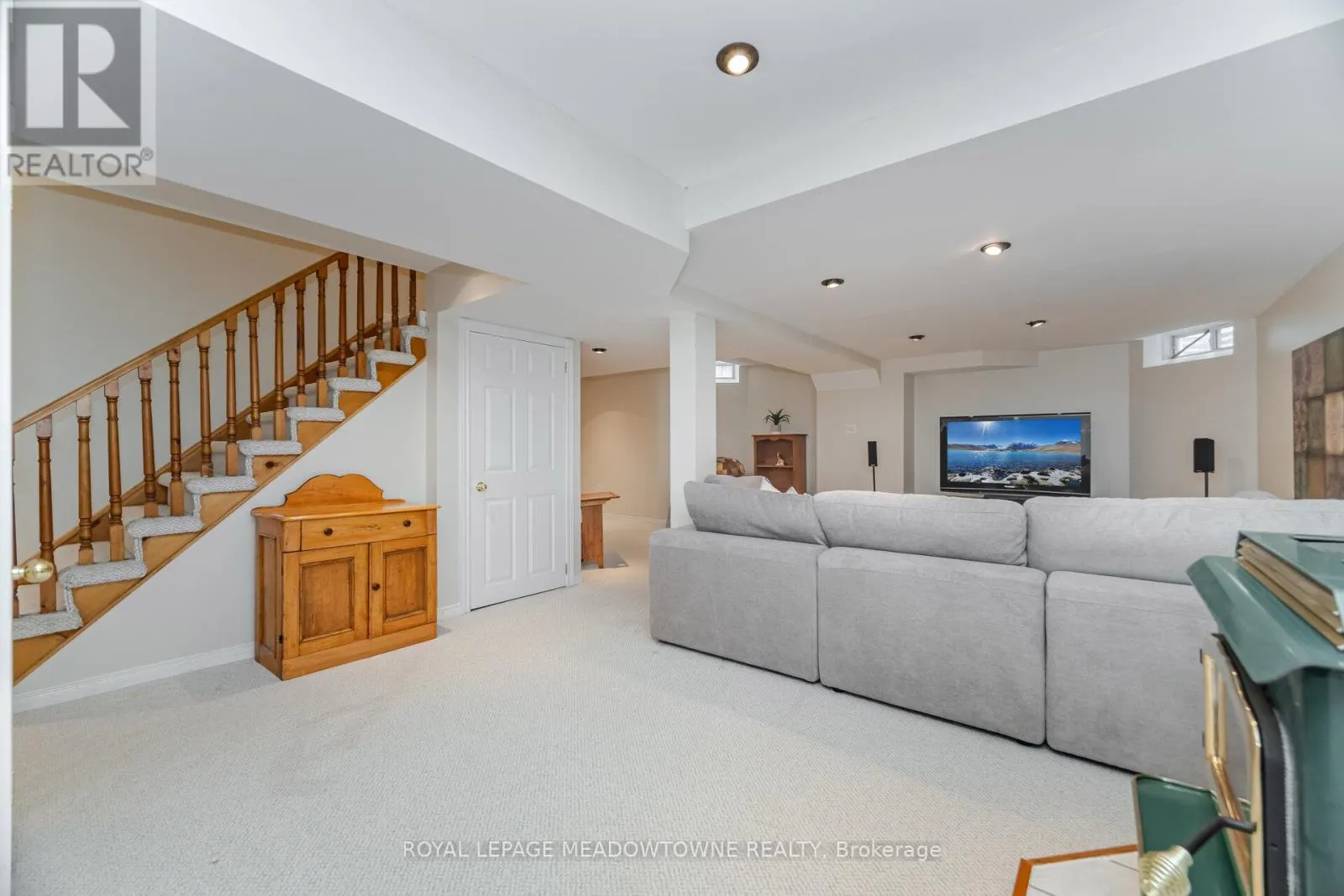 33 HARROP AVENUE