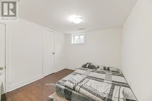 6 BEECHWOOD CRESCENT