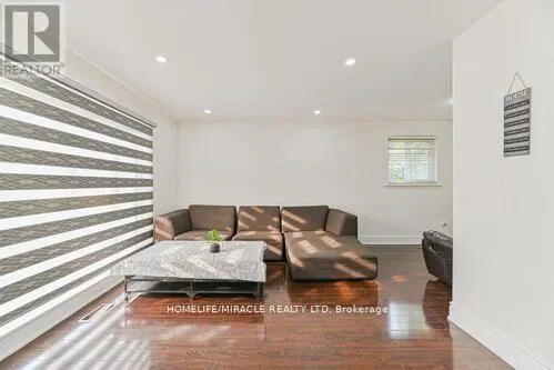 6 BEECHWOOD CRESCENT