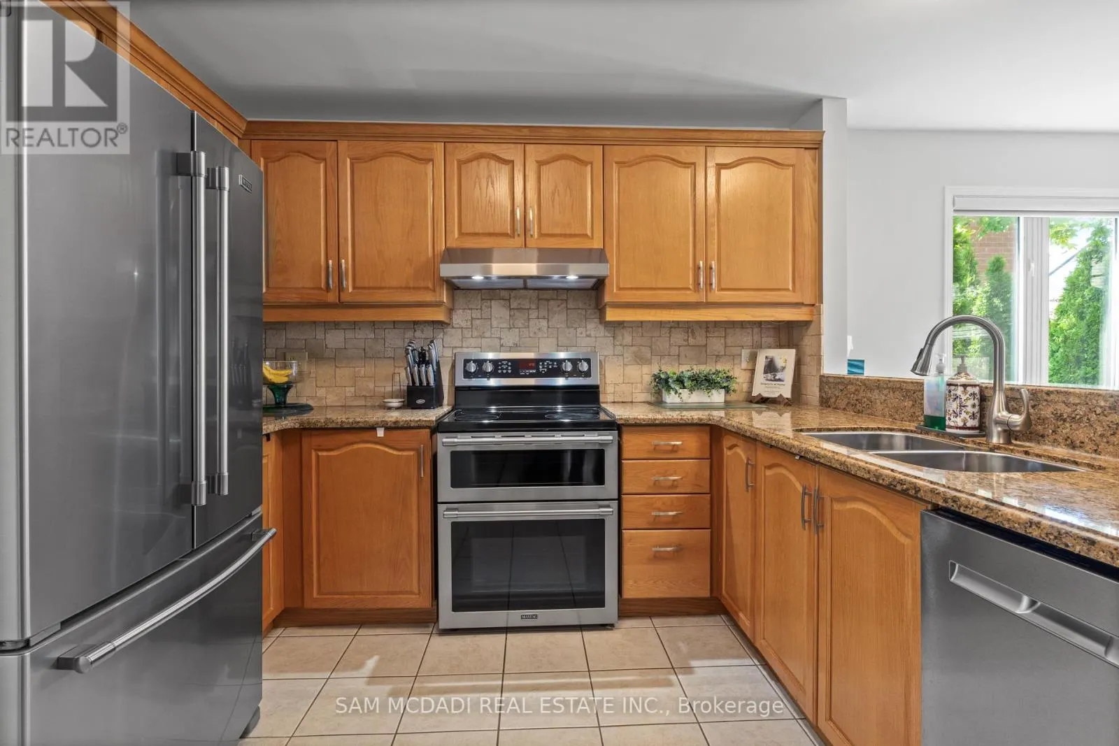 1755 CRATELY COURT