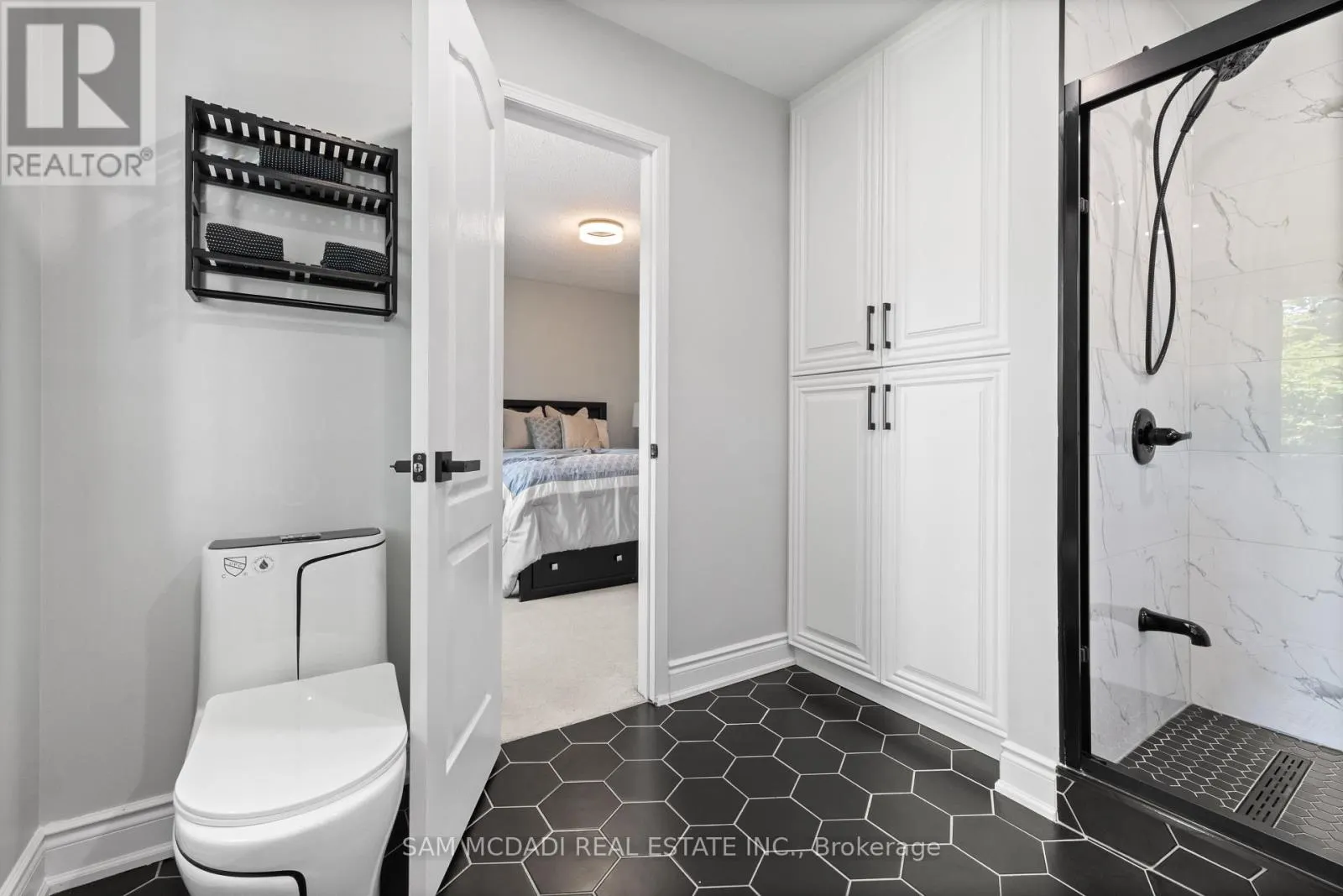 1755 CRATELY COURT