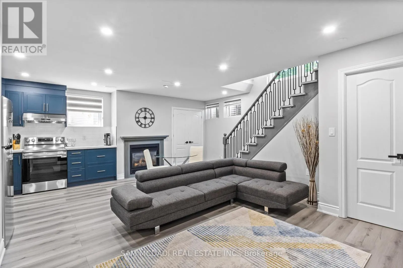 1755 CRATELY COURT